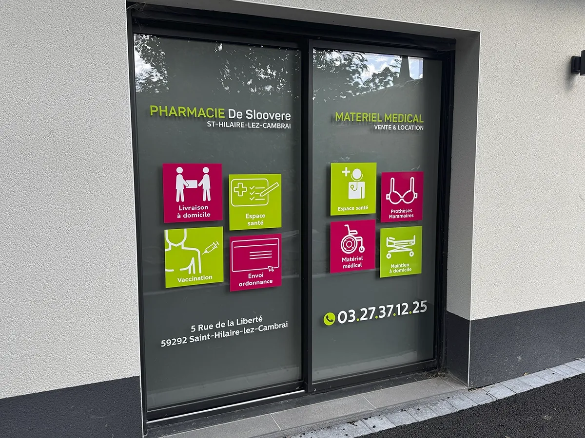Marquage vitrine pharmacie